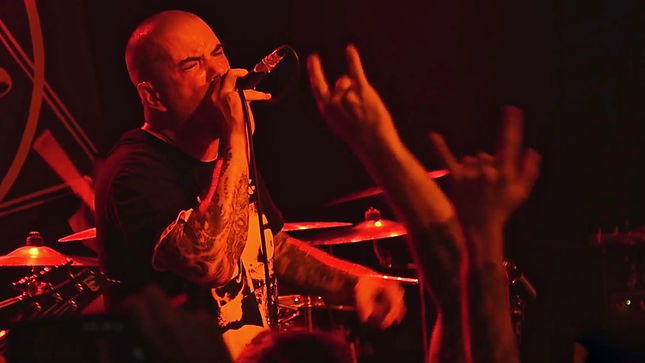 PHIL ANSELMO Hypes Up SUPERJOINT / DEVILDRIVER Show At The Whisky In Los Angeles; Video