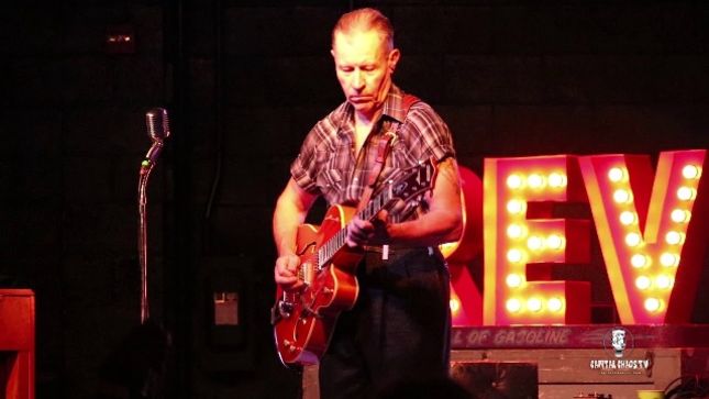 REVEREND HORTON HEAT Performs MOTÖRHEAD's "Ace Of Spades" Live In Sacramento In Tribute To LEMMY (Video)