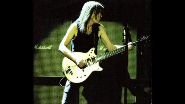 AC/DC - MALCOLM YOUNG Moments (Video / Audio)