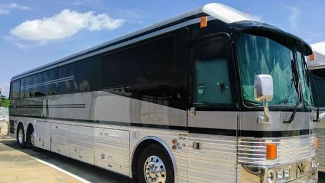 VINNIE PAUL's Tour Bus Up For Sale - BraveWords