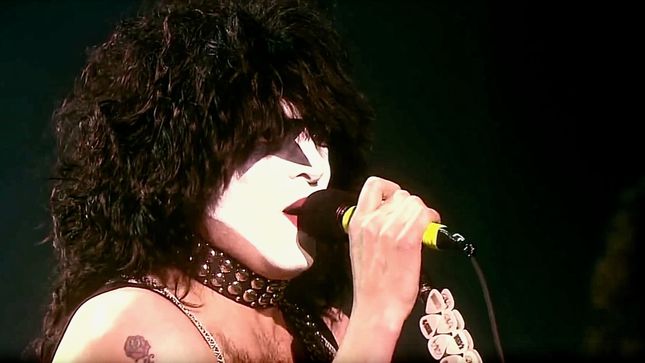 KISS Berate Reporter For Wearing IRON MAIDEN T-Shirt; "It Doesn't Show Respect... You're In Our House," Says PAUL STANLEY; Video