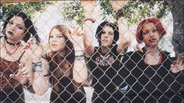 KITTIE Vocalist MORGAN LANDER Looks Back On Band's Early Years - "We Were Super Naïve, Enthusiastic, And Probably Very Annoying Because We Were Kids Genuinely Living Our Dream"