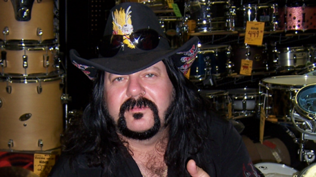 VINNIE PAUL - Thousands Pay Respects At Celebration Of Life In Dallas; Single Cam Footage Of Entire Event Posted