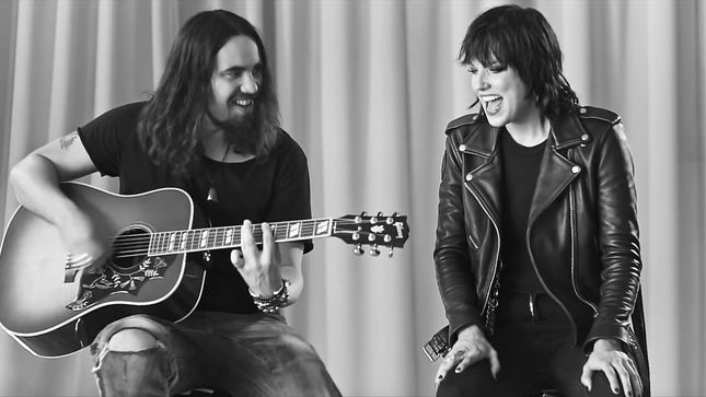 HALESTORM Perform Acoustic Rendition Of "Vicious"; Video