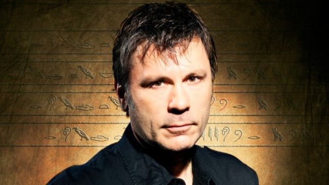 IRON MAIDEN Frontman BRUCE DICKINSON To Visit Israel On What Does This Button Do? Spoken Word Tour