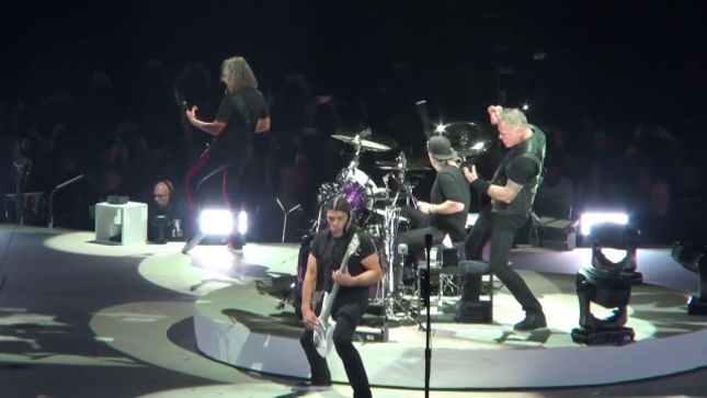 METALLICA Set Attendance Record At Bryce Jordan Center In Pennsylvania; Fan-Filmed Video Available