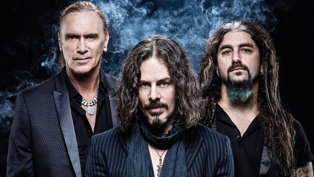 THE WINERY DOGS To Tour North America In May 2019