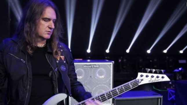 MEGADETH Bassist DAVID ELLEFSON On GENE SIMMONS - "Absolutely One Of The Greatest Rock Players Ever"