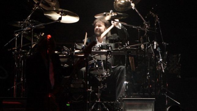 Former TRANS-SIBERIAN ORCHESTRA Drummer JOHN O. REILLY Looks Back On Working With RITCHIE BLACKMORE, YOKO ONO, And Passing Up WICKED LESTER Audition