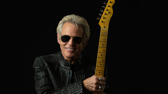 DON FELDER Discusses Working With SAMMY HAGAR, JOE SATRIANI, SLASH On New Solo Album - "I Would Have Loved To Have Been Sitting In The Studio With ALEX LIFESON..."