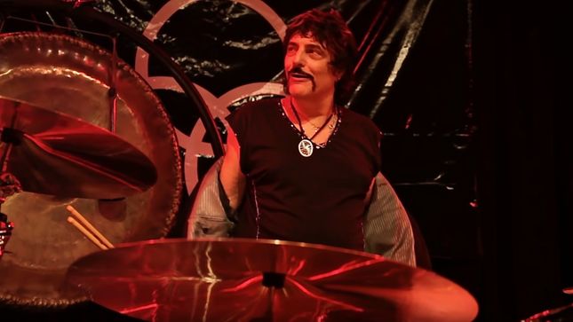 CARMINE APPICE Recalls LED ZEPPELIN Opening For VANILLA FUDGE - "Six Months Later, We Did Gigs With Them And It Was Equal Bill, That’s How Big They Got So Fast"