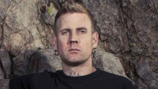 MASTODON Drummer BRANN DAILOR Offers Advice On Coping With Mental Health Issues - "People Do Love You, And They Want You To Be Around; It's Much Better With You Here."