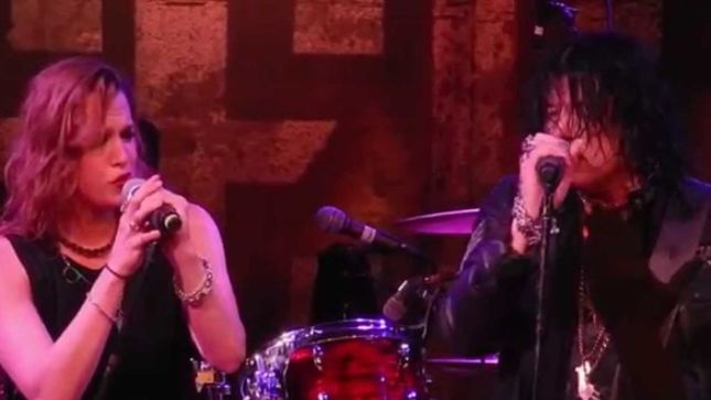 TOM KEIFER On Performing / Re-Recording CINDERELLA Classic "Nobody's Fool" With LZZY HALE - "Singing With Her Really Makes You Feel Like You Need To Step Up"