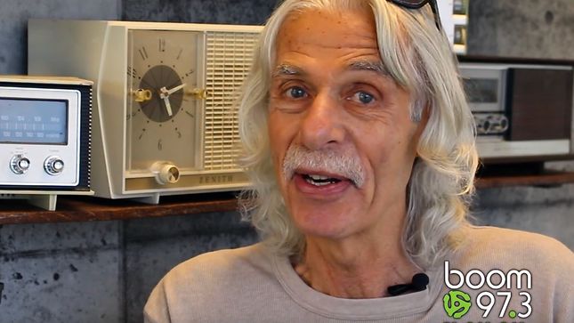 TRIUMPH's MIKE LEVINE Recalls The First Time He Heard The Band On The Radio - "It Was Like I'd Died And Gone To Heaven"; Video