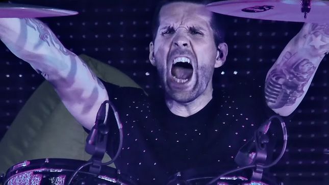 HELLOWEEN’s Dani Löble Drumming On INGO SCHWICHTENBERG’s Legendary Keeper Of The Seven Keys Kit; Video