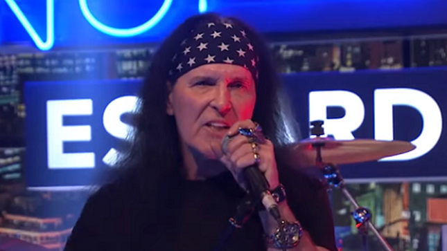 Original AC/DC Singer DAVE EVANS Performs "Whole Lotta Rosie" On Fox Sports' Nunca Es Tarde