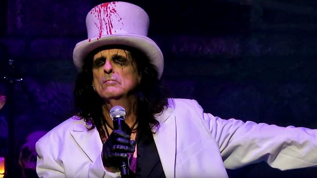 ALICE COOPER To Headline 13th Annual NYE Charity Concert On Maui; WILLIE NELSON, MICHAEL McDONALD, DAVE MASON, LYNDA CARTER And Others To Appear