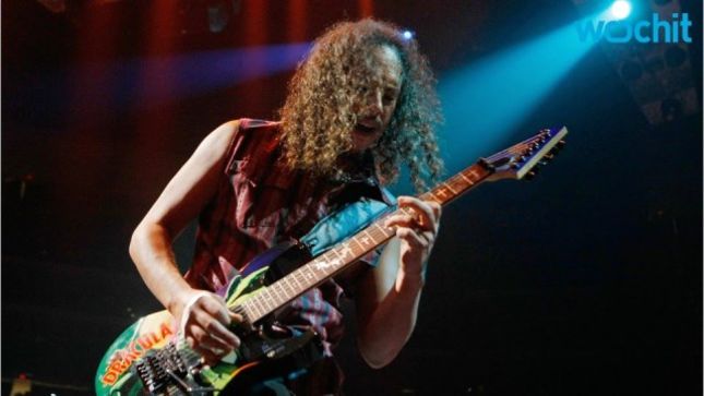 METALLICA Guitarist KIRK HAMMETT Looks Back On Napster Controversy - "There Was No Way We Could Stop It" (Audio)