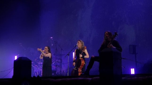 AMARANTHE Vocalist ELIZE RYD Performs "I Don't Care" Live With APOCALYPTICA In Oslo (Video)