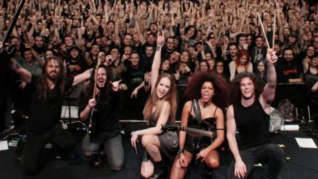 FROZEN CROWN Wrap Up Support Tour With DRAGONFORCE; Fan-Filmed Video Posted - "The Best Experience We Had As A Band So Far"