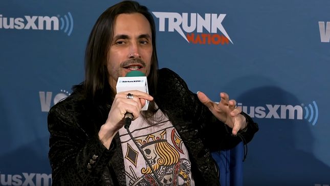 NUNO BETTENCOURT Says EXTREME Bandmate GARY CHERONE "Was Not The Biggest VAN HALEN Fan"; Video