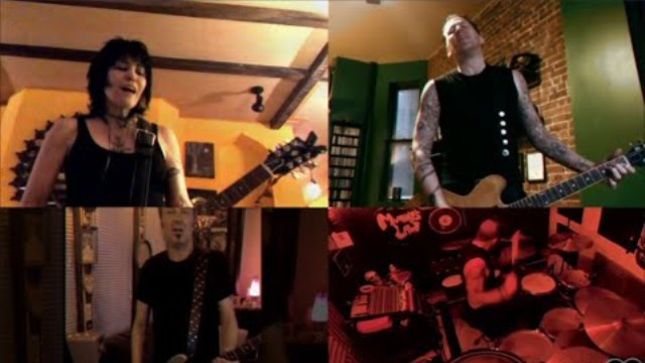 JOAN JETT & THE BLACKHEARTS Perform "Light Of Day" While In Self-Isolation; Video Available