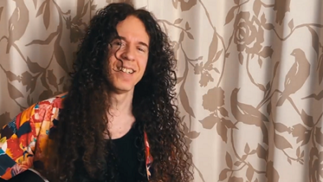 MARTY FRIEDMAN Collaborates With APOLO 7 On Cover Of Spanish Song "Eres Tú"