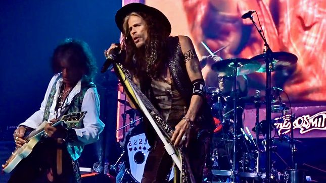 AEROSMITH Substitute Drummer JOHN DOUGLAS Says He Had "Six Hours To Learn About 16 Or 17 Songs Before Joining The Band On Stage"