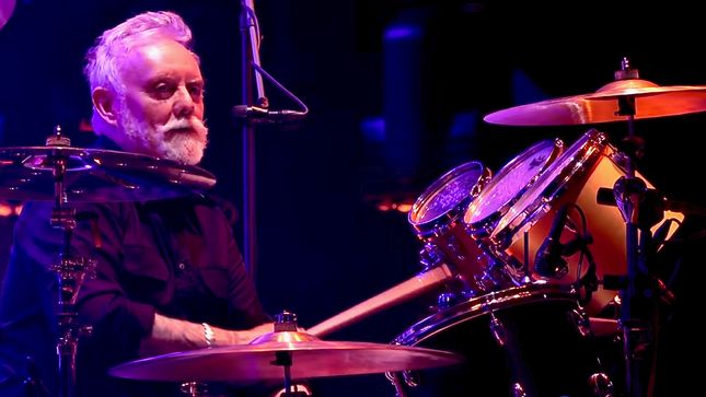 QUEEN's ROGER TAYLOR Announces UK Solo Tour And New Album, Outsider