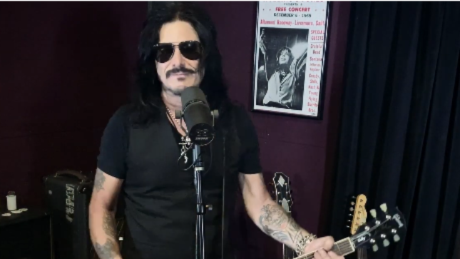 GILBY CLARKE Covers JOHNNY THUNDERS In New Video