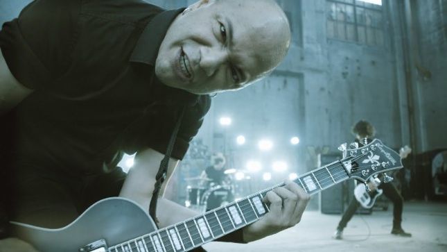 DANKO JONES - "The Opening Riff To Our Song 'Fists Up High' Is Highly Influenced By UFO’s 'Rock Bottom'" (Video)