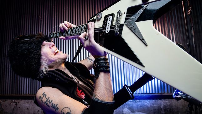 MICHAEL SCHENKER Explains Why He Turned Down Offers From OZZY OSBOURNE, MOTÖRHEAD, DEEP PURPLE, And THIN LIZZY - "I Had The Vision Of Focusing On Pure Expression"; Audio