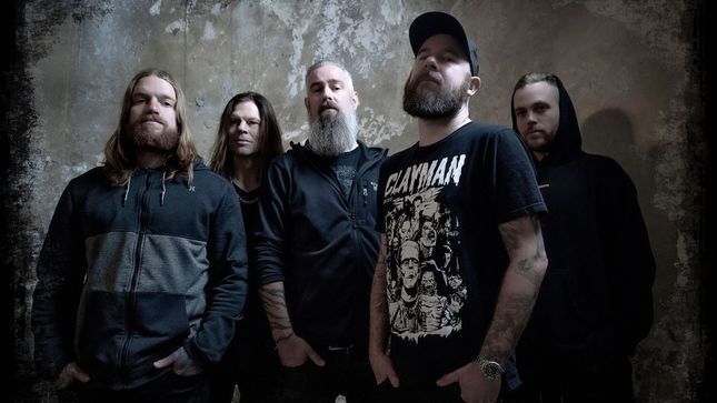 IN FLAMES Frontman ANDERS FRIDÉN - "Everybody Thinks That Just Because You're A Touring Band, A Touring Musician, You Have So Much Money In Your Pocket" (Video)