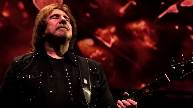BLACK SABBATH’s GEEZER BUTLER Says RONNIE JAMES DIO Negotiated A Solo Deal During The Success Of Mob Rules - “He Didn’t Need The Rest Of Us”