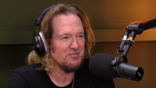 IRON MAIDEN Guitarist ADRIAN SMITH Recalls Canadian Fishing Trip - "We Thought We Were Going To Get Eaten By A Bear"