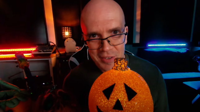 DEVIN TOWNSEND Issues New Video Update On Today's Crappy Halloween Party / Quarantine Concert #5: Rarities By Request 