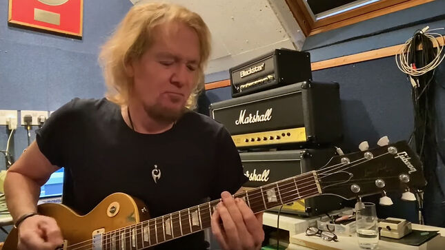 IRON MAIDEN - Talking Music With ADRIAN SMITH: "Gangland"