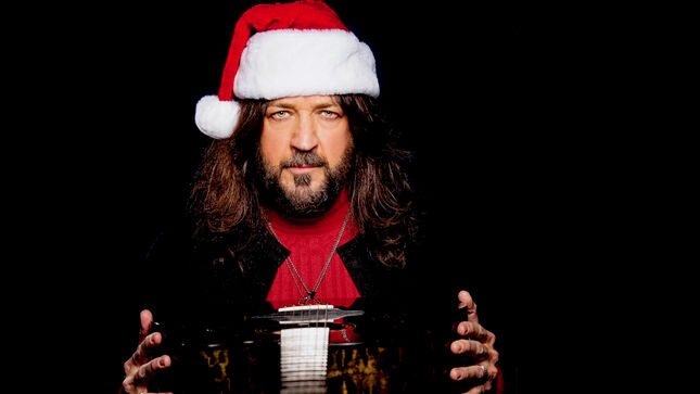 STRYPER Singer MICHAEL SWEET Reveals More Details For Virtual 5th Annual Christmas Show
