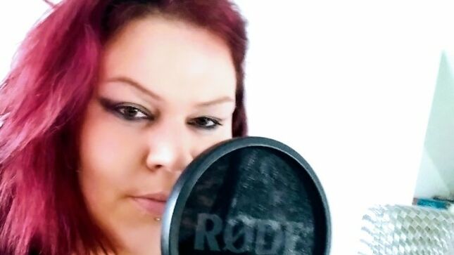 Former CRADLE OF FILTH Backing Vocalist SARAH JEZEBEL DEVA Teases Debut TORN BETWEEN TWO WORLDS Single (Video)