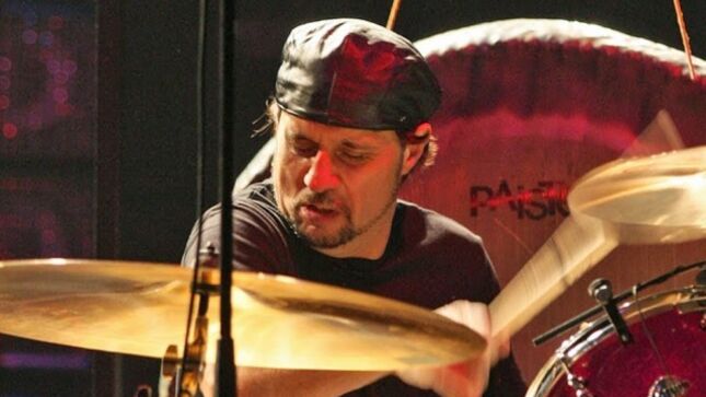 Drummer DAVE LOMBARDO Guests On Speak N' Destroy Podcast, Talks SLAYER Being Influenced By METALLICA - "I Believe They Inspired Us In A Lot Of Ways" 