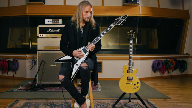 JUDAS PRIEST - Gibson Appears To Be Reviving RICHIE FAULKNER's Flying V Signature Model