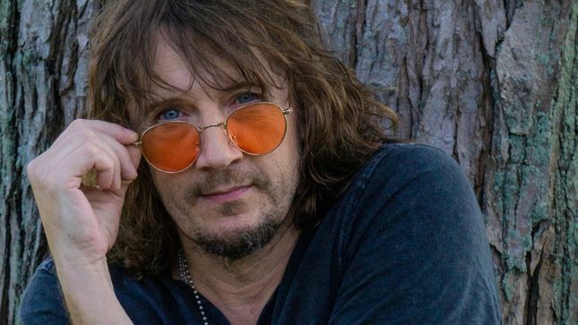 ENUFF Z'NUFF Co-Founder DONNIE VIE - "My Reputation Is Considerably Worse Than The Reality Of What I've Done"; Video