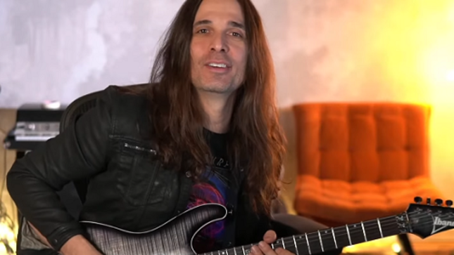 MEGADETH Guitarist KIKO LOUREIRO Displays Efficient Practice Routine In New Video Tutorial