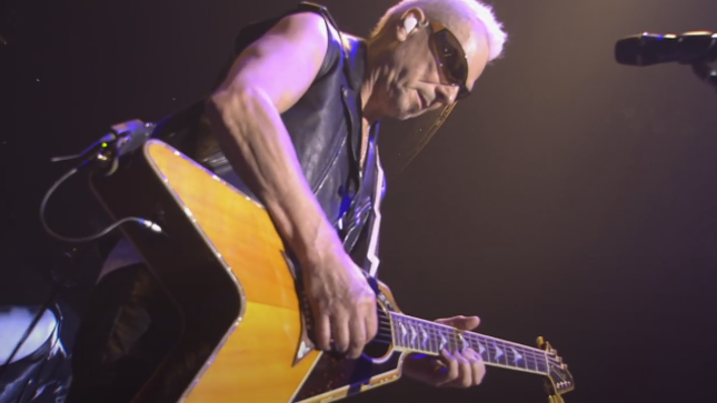 SCORPIONS Perform Acoustic Medley In Brooklyn 2015; Video