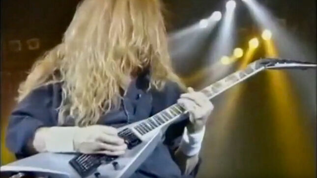 MEGADETH - Rare 1992 Performance Video For "Sweating Bullets" From Hammersmith Apollo Unearthed