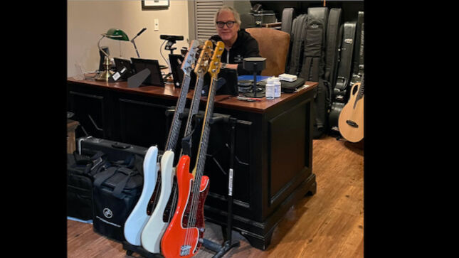 BON JOVI Bassist HUGH McDONALD Finds Clarity In Remote Work With ClearOne Aura Versa 50 Audio And Video Solution