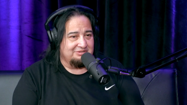 FEAR FACTORY Guitarist DINO CAZARES Reveals Influence Of MAX CAVALERA, DAVE MUSTAINE On His Early Career In New Podcast