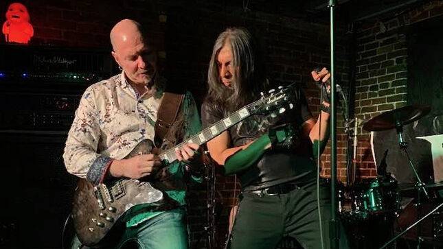 IVORY KNIGHT Guitarist ROB GRAVELLE And Frontman JOHN PERINBAM Join Forces For Cover Of THE MONKS' "Suspended Animation"; Audio