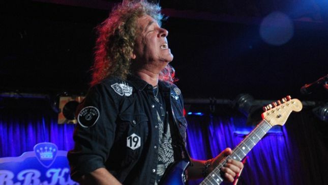 Y&T Frontman DAVE MENIKETTI Looks Back On Signing With Geffen Records - "We Released Contagious At The Same Time Geffen Released The First GUNS N' ROSES Record; Guess Who Got Priority..." (Video)