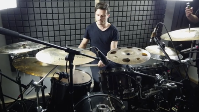 FRACTAL UNIVERSE Drummer CLÉMENT DENYS Issues A Clockwork Drum Challenge